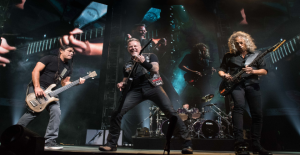 Check Out Metallica's New Song "72 Seasons"